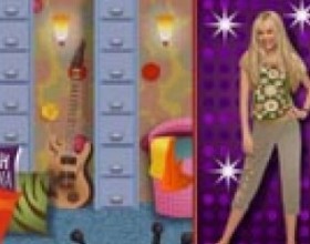 Rockstar Challenge - See Hannah Montana's intended costume and then dress her up to match. To dress Miley, simply find an item in the bedroom or closet and click on it to pick it up. Drag the item onto Miley. Release the mouse over Miley to see her wear it. It's that simple!
To change an item she's wearing, just choose another one and place it on her in the same way. The old item will simply reappear where you found it.