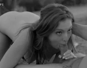 Young Maria [v 2.2.7.0]